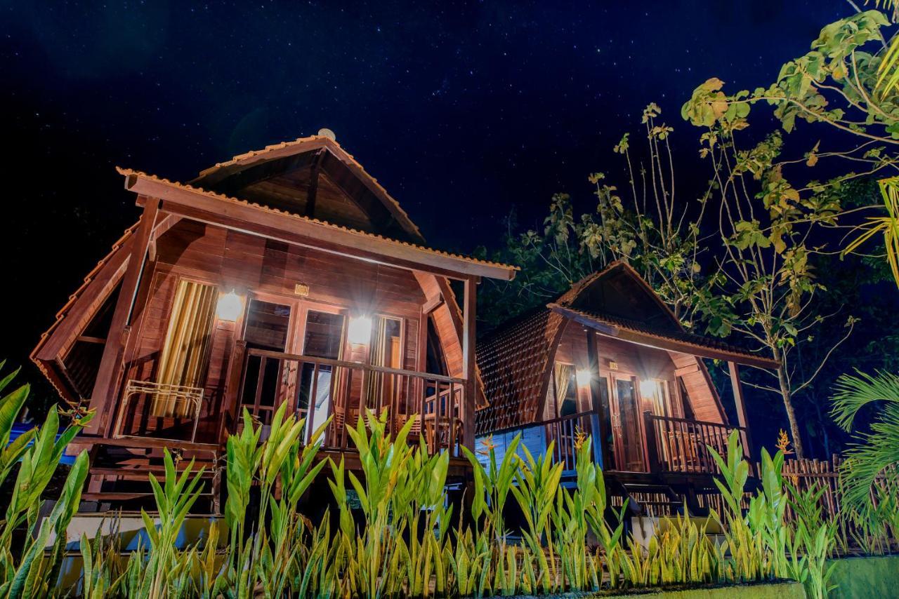 The Granyam Garden Cottage Batununggul ภายนอก รูปภาพ